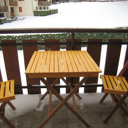 Appartement Au Pied Des Pistes, Avec Vue Sur La Montagne Bernex Exterior photo